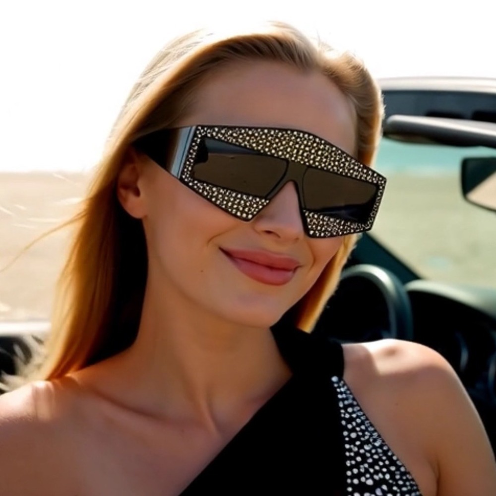 Glamorous Rhinestone Embellished Luxury Sunglasses Women's Fashion Eyewear Gafas